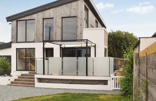 1 bedroom accommodation in Elmer, near Bognor Regis