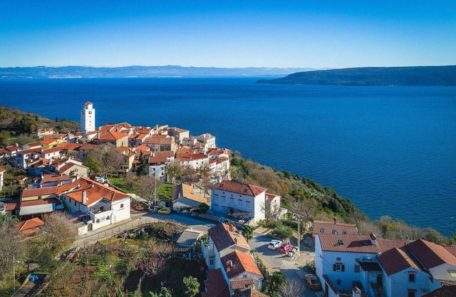 1 bedroom accommodation in Brsec