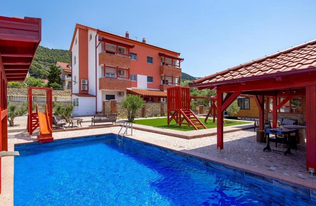 1 Bedroom Beautiful Apartment In Banjol