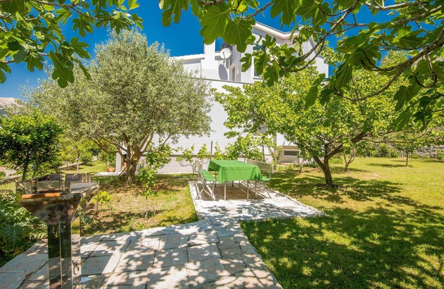 1 bedroom nice apartment in Jurandvor