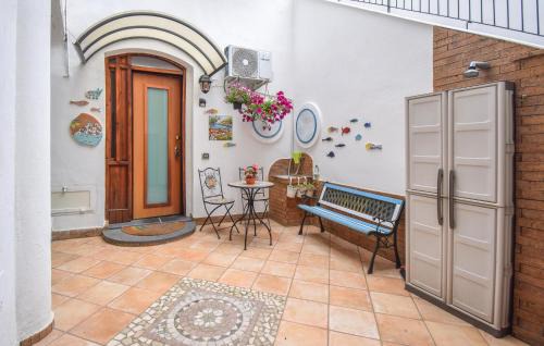 1 Bedroom Nice Apartment In Molina