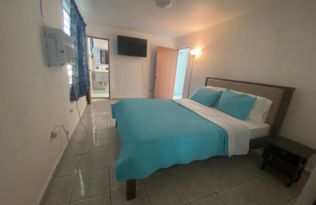 1 Bedroom Poolside Apt. A3, La Casita Verde
