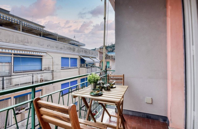 1 bedroom stunning apartment in Recco