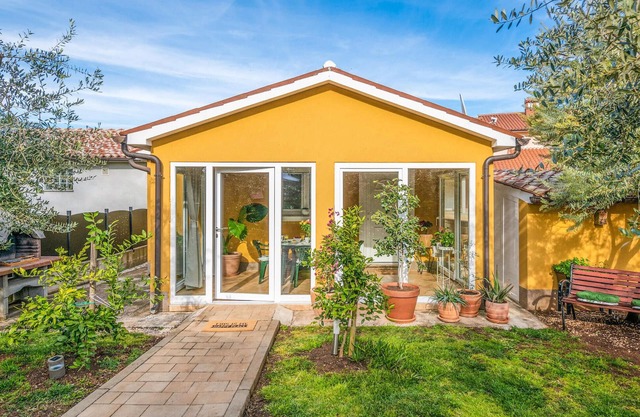 1 bedroom stunning home in Marcana