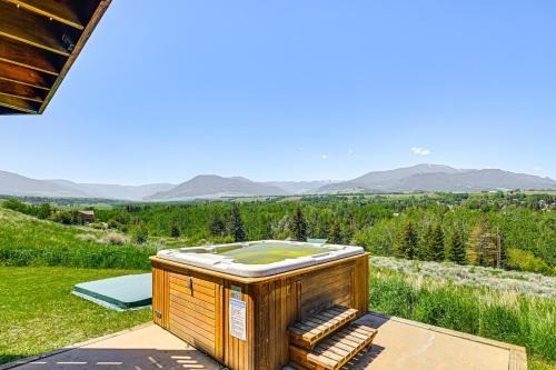 1 Mi to Dtwn Red Lodge Mtn-View Cabin Getaway