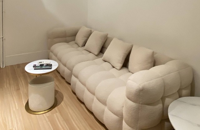 1 minute to Taipei Main Station/ 3 bedroom/ near Airport MRT