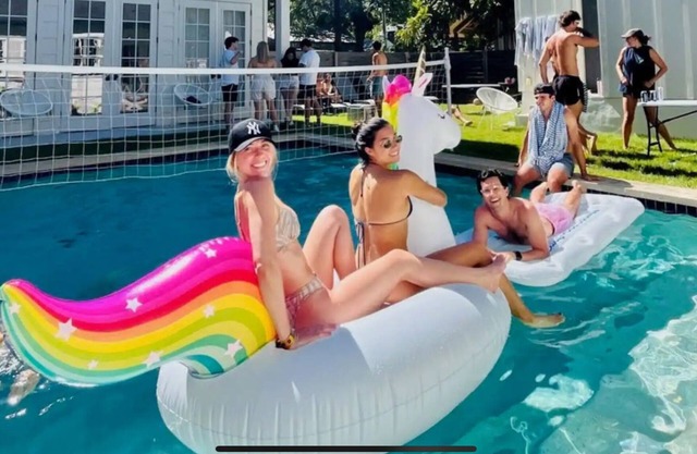 #1 VRBO in Austin HEATED POOL, central to 6th and Rainey