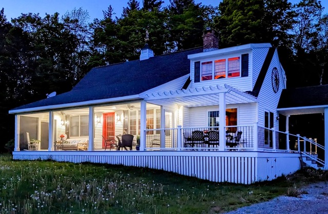 10 acres of privacy with scenic views, custom art, game room & swimming pond