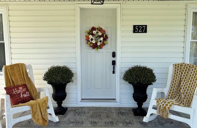 10 Minutes to Red River Gorge & Natural Bridge State Park! Cozy Farmhouse
