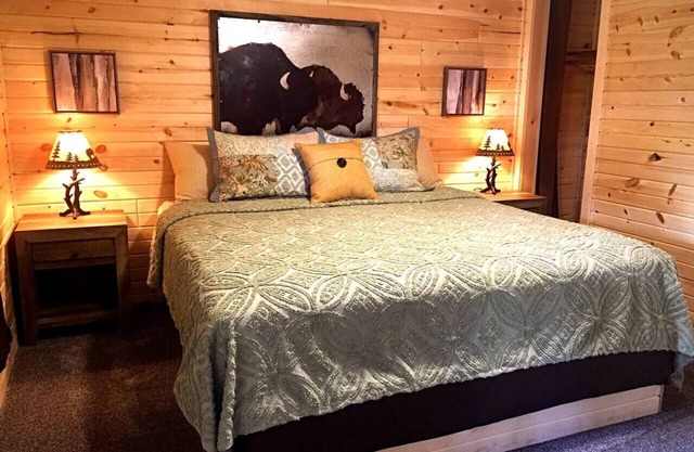 10 Person Cabin near Mount Rushmore