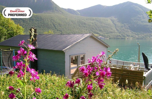 10 person holiday home in Kaldfarnes-By Traum