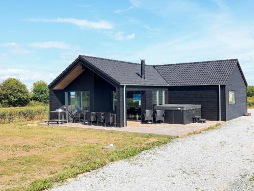 10 person holiday home in Bogense-By Traum
