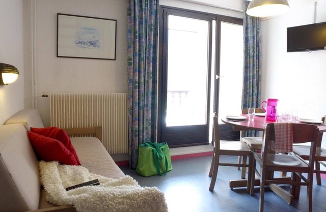 100m from ski slopes, balcony, parking, tv, ski locker, 30m², Ceillac en Queyras