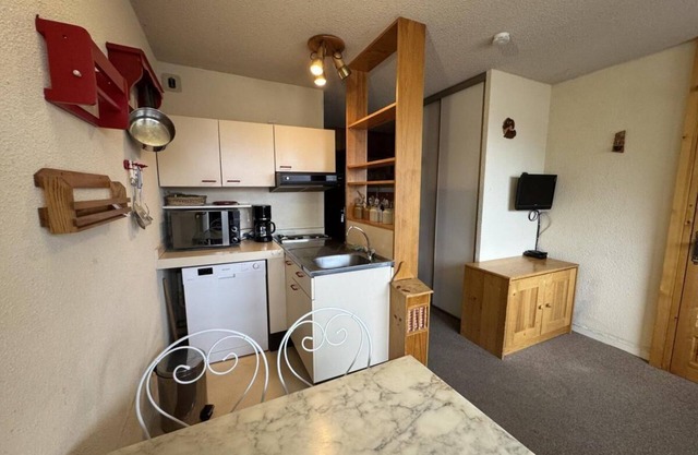 10m from ski slopes, 2nd floor, balcony, tv, 26m², Serre Chevalier