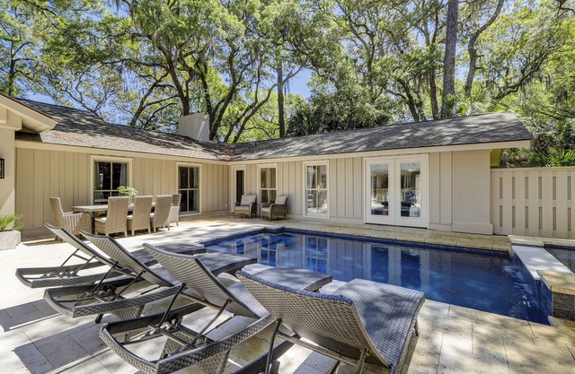 12 Baynard Cove - Dog Friendly, Coastal Chic Beach Home w/Very Private Pool