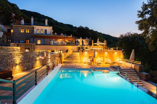 12 Months Resort & Spa