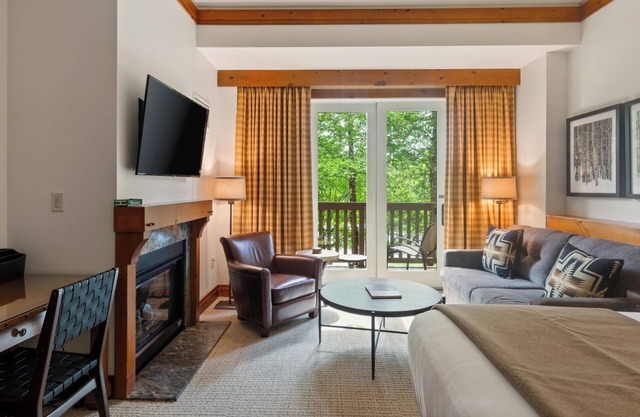 1204 Studio Inside Lodge At Spruce Peak 2nd Floor Spruce Peak & Village Views