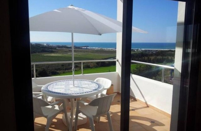 120M2 APARTMENT WITH POOL AND SEA VIEWS