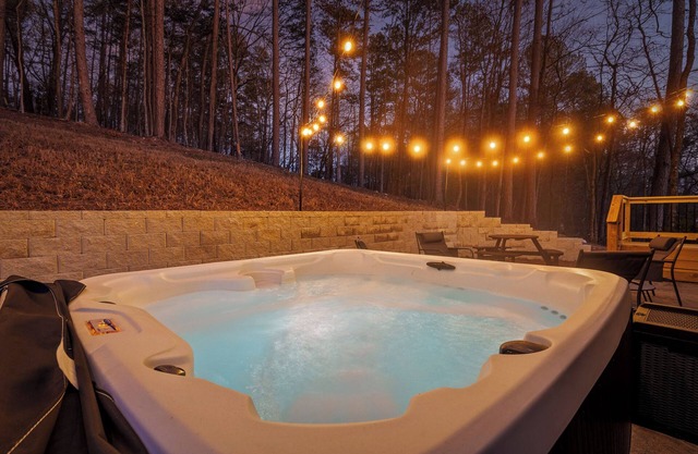 12bdr| 34+ppl|TripleTreehomes|HotTubs|Chatt Vistas