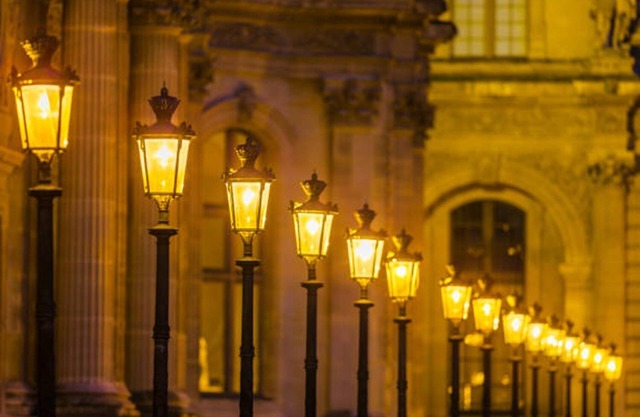 145 m² of Designer Air-Conditioned Luxury-Luxury Home in the Louvre Quartier