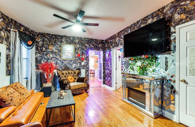 15 Mi to NYC: Apartment in Newark