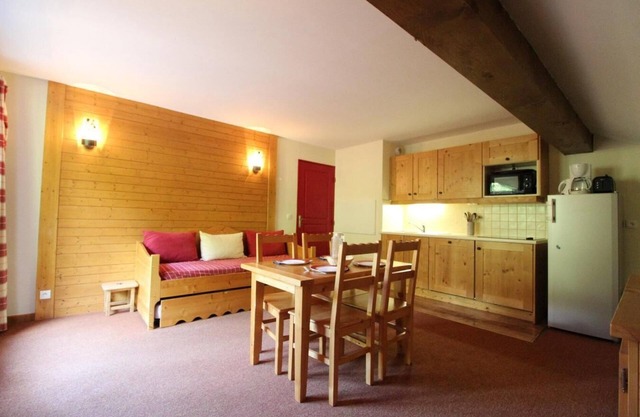 150m from ski slopes, 3rd floor, fitness, swimming pool, balcony, tv, ski locker, 38m², Val Cenis