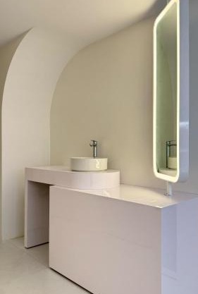 16 Post Station Single Tour