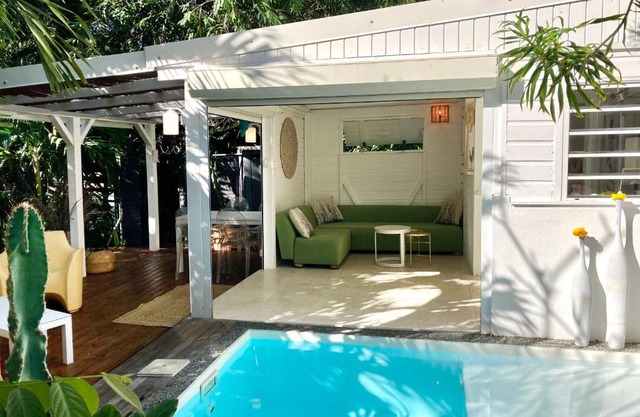 17 Les Palmes - Maison de charme - Piscine privée et accès plage