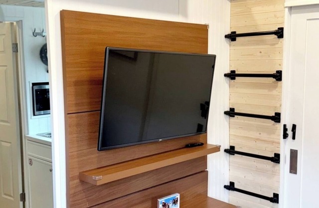 1BD/1BA w/In-Unit Laundry – Steps from Kaiser