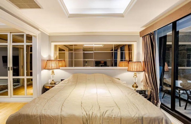 1Bed 46th Floor HANGOVER 2 Central River Station