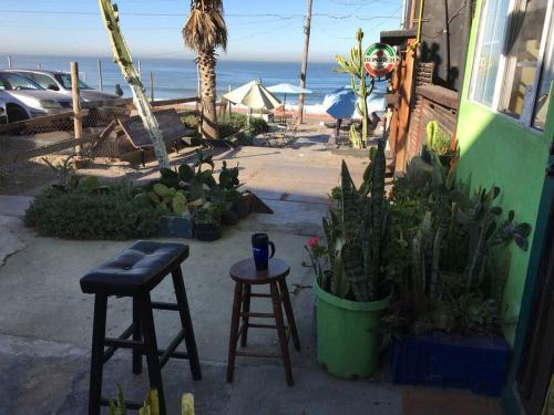 1st Fl Nice place by the beach available monthly