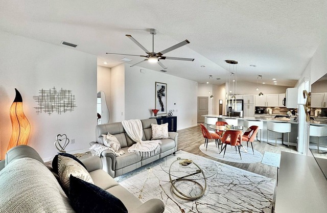 2/2 Near Eastport in The Village of Waters Edge