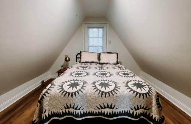 2 Bed, 1 Bath A-Frame Cabin by Cave Run Lakenn