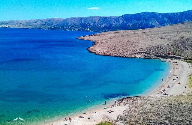 2 Bed Flat - Sleeps 8 - Parking - Wifi