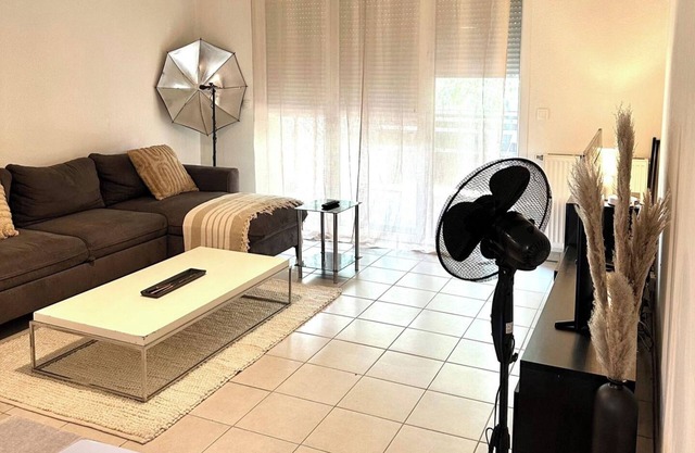 2-Bed House, Sleeps 6, 15 mins to Toulouse