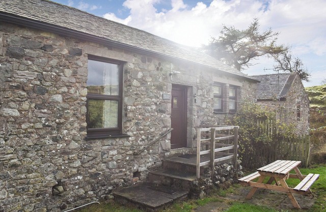 2 bedroom accommodation in Matterdale End