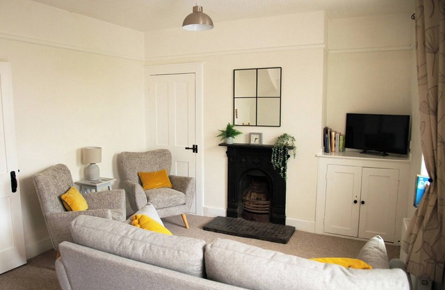 2 bedroom accommodation in Bognor Regis