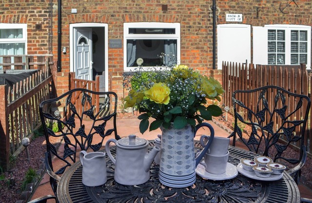 2 bedroom accommodation in Flamborough