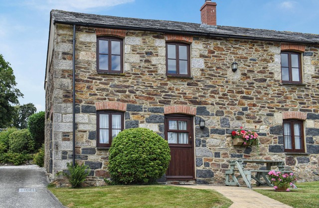 2 bedroom accommodation in St Breock