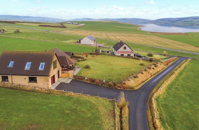 2 bedroom accommodation in Stromness