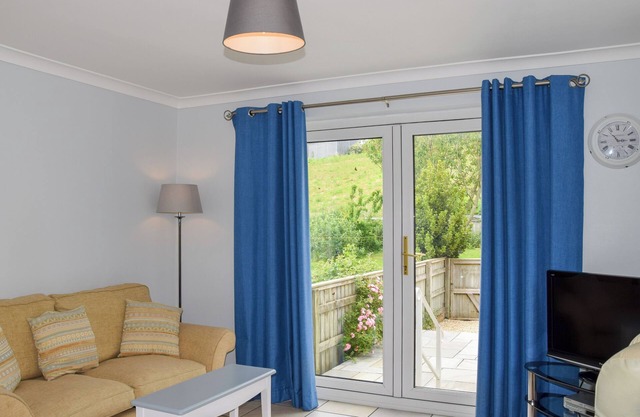 2 bedroom accommodation in Bothenhampton, near Bridport