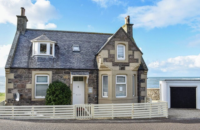 2 bedroom accommodation in Strathlene, near Buckie