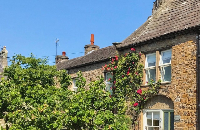 2 bedroom accommodation in Redmire, near Leyburn