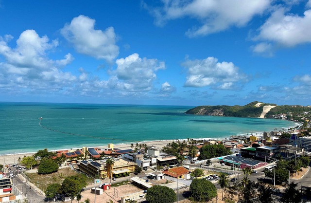 2 bedroom apartment with sea view, sleeps up to 6 people in Ponta Negra, fully equipped