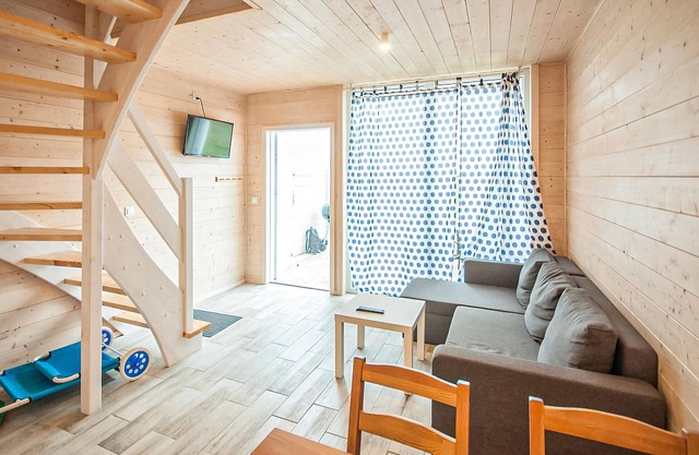 2 bedroom awesome home in Sarbinowo