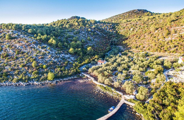 2 bedroom awesome home in Sali