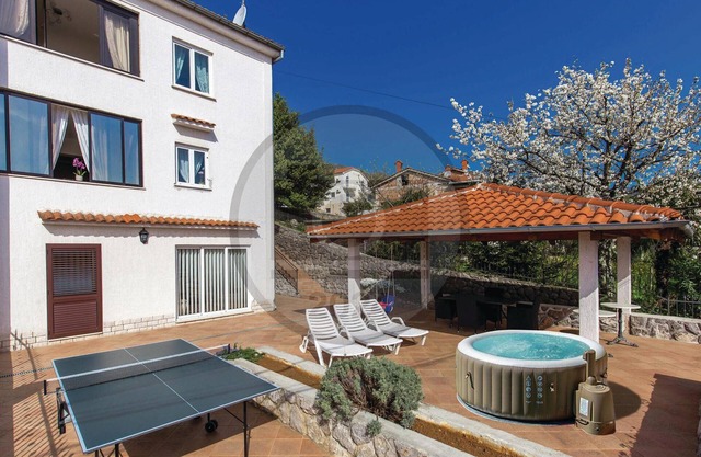 2 bedroom beautiful apartment in Lovran