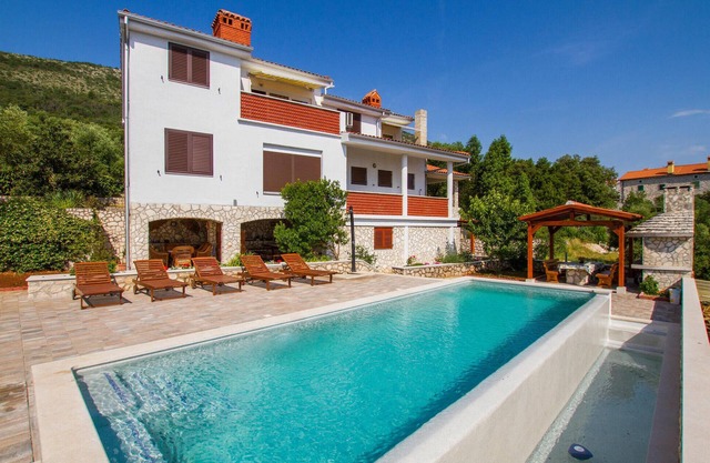 2 bedroom beautiful apartment in Labin