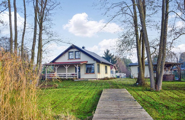 2 bedroom beautiful home in Wilcze