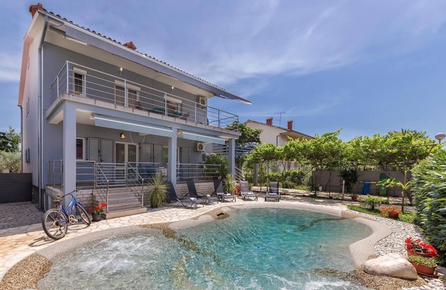 2 bedroom gorgeous apartment in Fazana